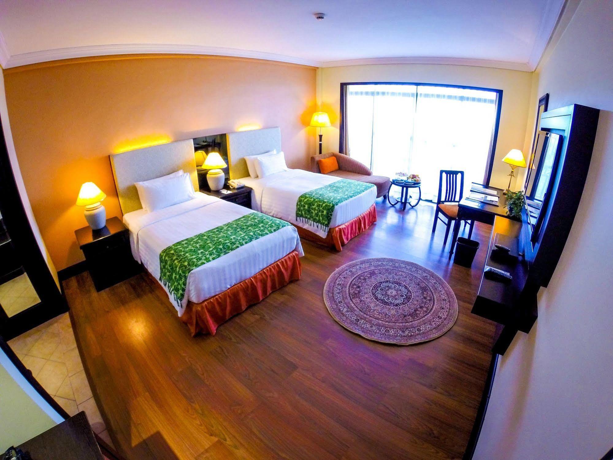Villa At Nexus Resort & Spa Karambunai Kampong Bikasan 외부 사진